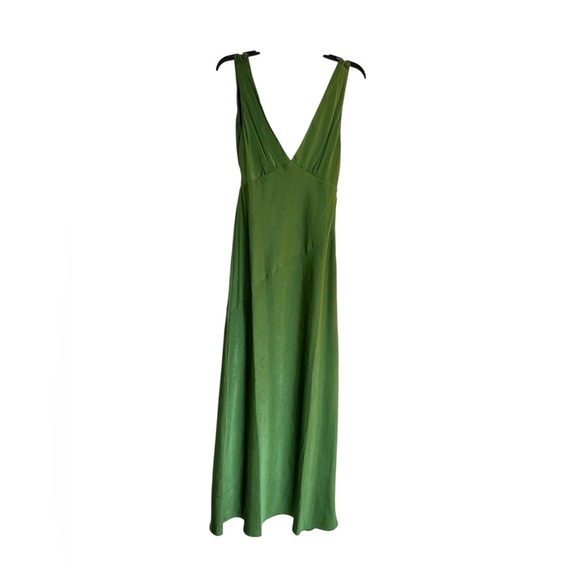 Meshki Nadia Maxi Satin Green Dress Back Cowl NWT size XS - Picture 10 of 11